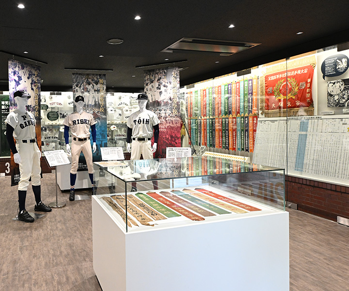大阪の野球名門校ユニフォーム展】PL学園、大阪桐蔭、履正社の“本物”を