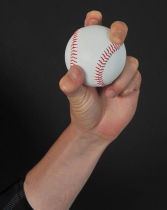 広島 ジョンソン直伝 魔球 スパイクカーブ 投げ方 握り方 野球コラム 週刊ベースボールonline