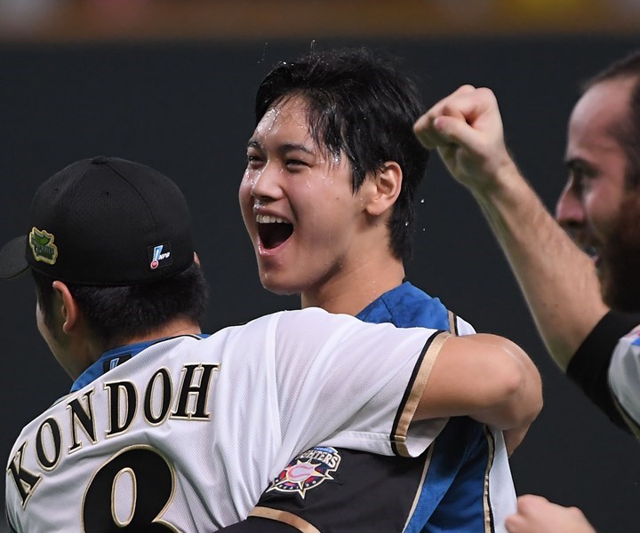2016日本シリーズ第3戦レポート 本拠地で1勝、反応で打った大谷翔平の