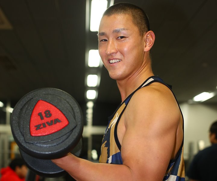 ヤクルト2位 中山翔太 法大 内野手 燕の きんに君 神宮で特大ホームランをかっ飛ばします 野球コラム 週刊ベースボールonline