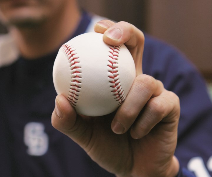 現役投手たちのスライダーの握りと投げ方 野球コラム 週刊ベースボールonline
