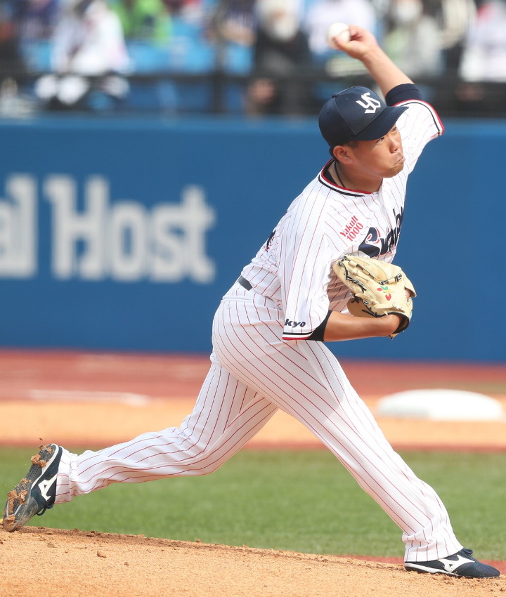 ヤクルト 頼みの2人で連敗 今年も投手で苦しむのか 12球団別開幕シリーズcheck プロ野球ニュース 週刊ベースボールonline