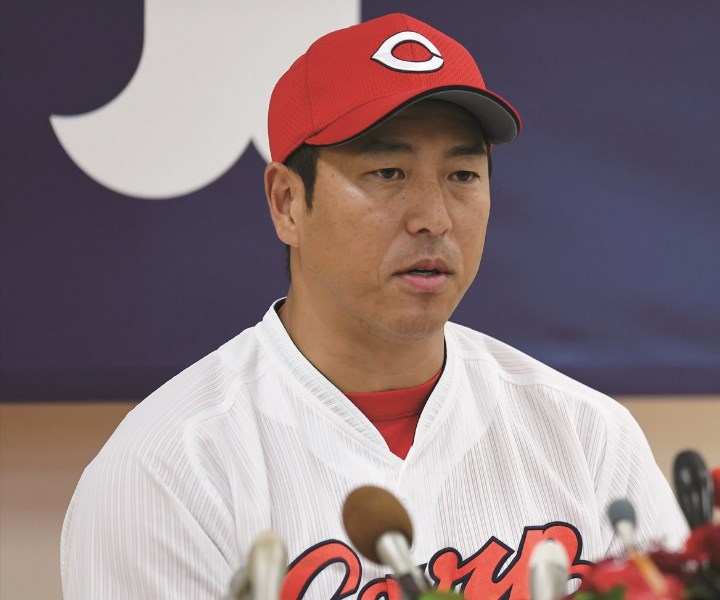 広島・黒田博樹 引退会見再録 「背番号15は皆さんの番号」 | 野球 ...