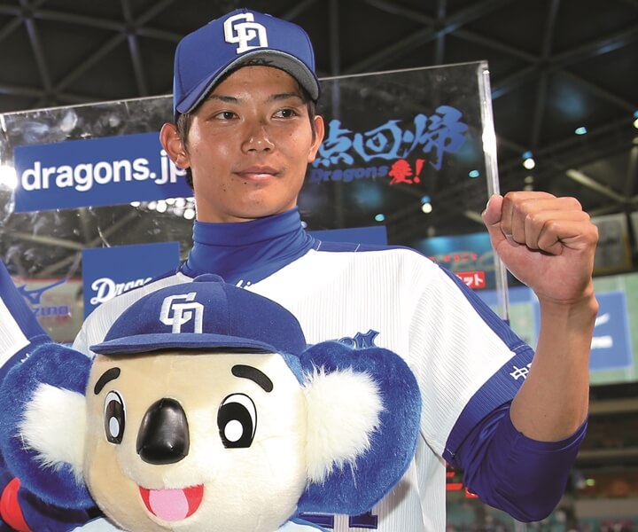 中日・岡田俊哉インタビュー この左手と生きていく――。 「ボールを投げ