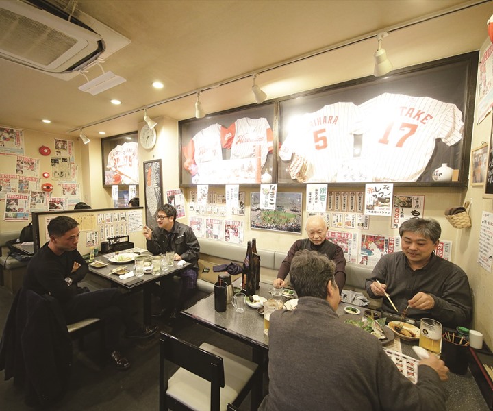 野球酒場 メニューはカープ選手の名前 広島ファンのもう一つの 聖地 カープ鳥 球場前スタジアム 野球コラム 週刊ベースボールonline
