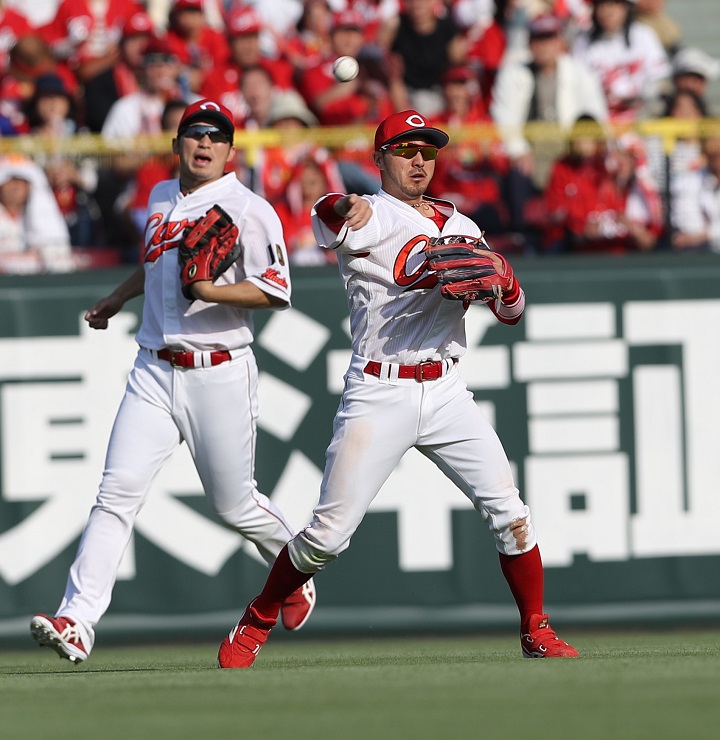 広島 菊池涼介 野生の勘が源 ヒット3本の価値がある二塁守備 守備職人のプライド 野球コラム 週刊ベースボールonline