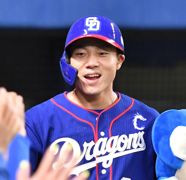 NPB支給品・中日ドラゴンズ大島洋平・早い者勝ち！値下げ中 中日・大島洋平 もの言う主将への大転換。チームのために「キャラ変