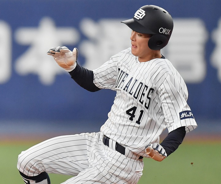 オリックス・佐野皓大 スペシャリストが快足を飛ばす「立場的にも