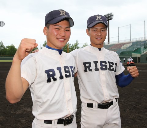 全国屈指の2本柱を擁す履正社が盤石の戦いで近畿王者に 野球コラム 週刊ベースボールonline