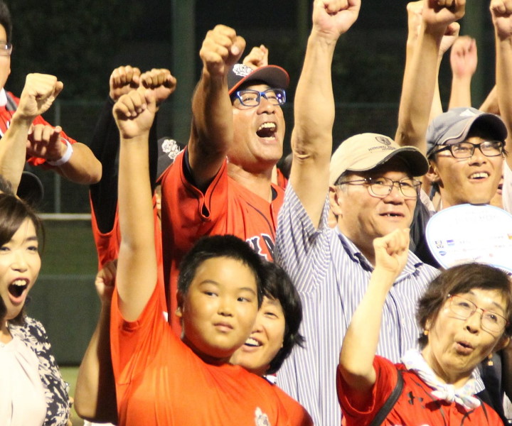 高知 駒田徳広監督 ホームでお別れ 四国ilリポート 野球コラム 週刊ベースボールonline