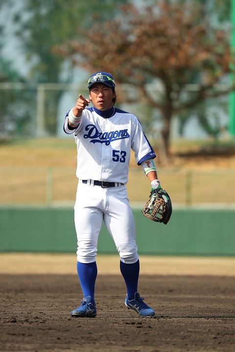 中日・亀澤恭平内野手「アンダーシャツの袖で鼻をゴシゴシって（笑）」／花粉症 | 野球コラム - 週刊ベースボールONLINE