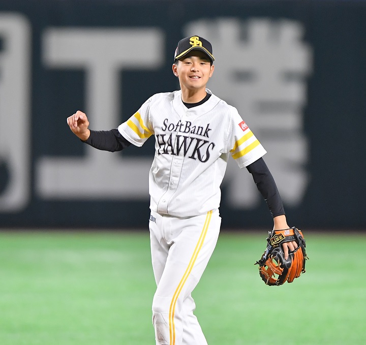 ソフトバンク 川瀬晃内野手 地元 大分での試合 オープン戦 野球 週刊ベースボールonline