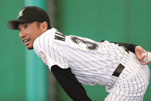 渡辺俊介、37歳メジャー挑戦への決断 | 野球コラム - 週刊ベースボール