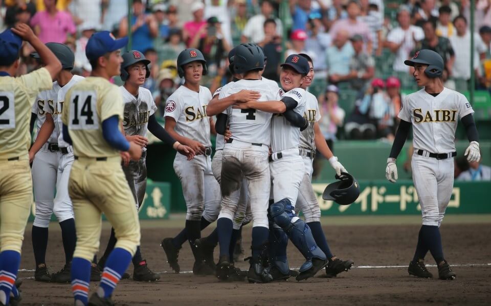 岡田彰布コラム 夏の甲子園に涙する60歳 タイブレークにもドラマがあるな 野球には 流れ があり 気 で打てるのは事実やな 野球コラム 週刊ベースボールonline