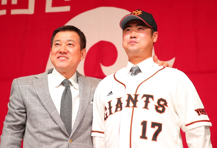 Fa史 8選手がfa移籍 大竹 片岡は巨人へ 13年 野球コラム 週刊ベースボールonline