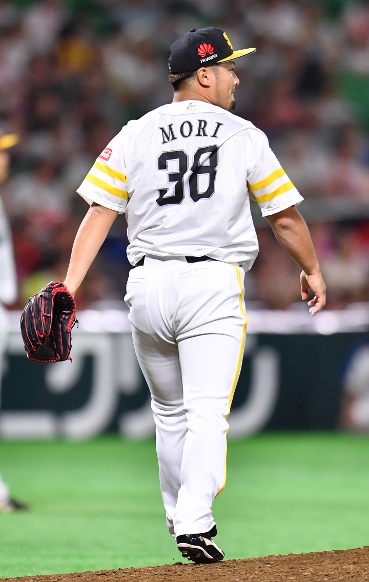 背番号物語19 38 筆頭格に名乗りを上げた森唯斗 野球 週刊ベースボールonline