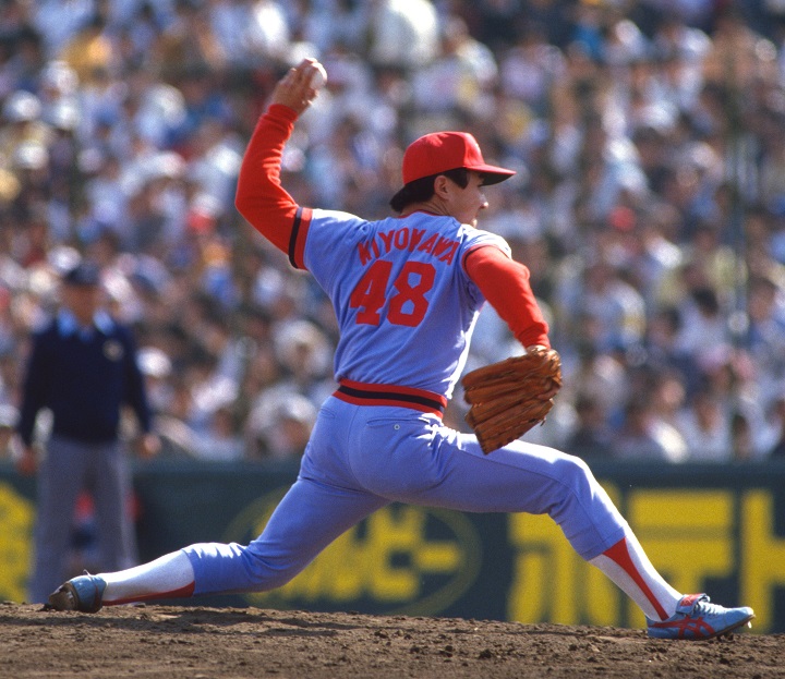 清川栄治 無念の初勝利 を挙げた左の変則サイドスロー プロ野球1980年代の名選手 野球コラム 週刊ベースボールonline