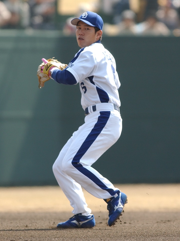 ショートスローがうまくなるには 元中日 井端弘和に聞く 野球コラム 週刊ベースボールonline