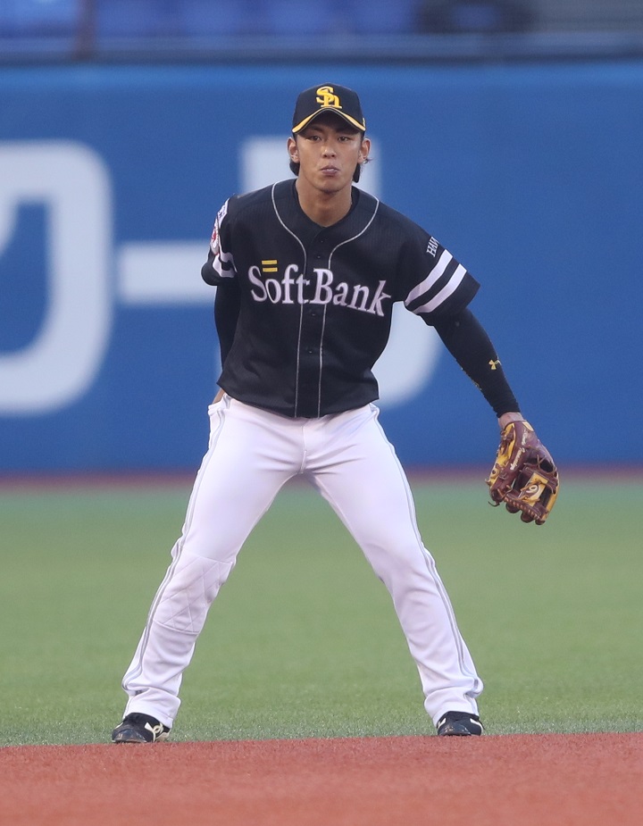 ショートを守っているが腰の高さはどのようにしたら直せる 後編 元中日 井端弘和に聞く 野球 週刊ベースボールonline
