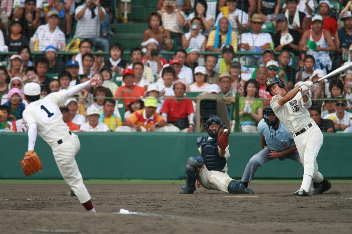 夏の甲子園 名勝負16】「ハンカチ王子」と「剛腕」 | 野球コラム