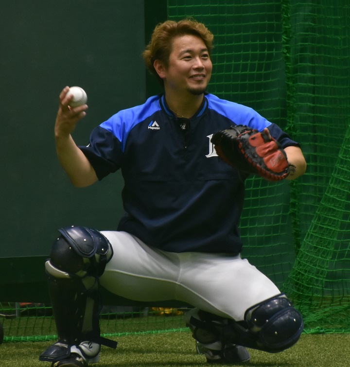 西武・岡田雅利が子どもたちへ「家の手伝いをしよう！」とメッセージ
