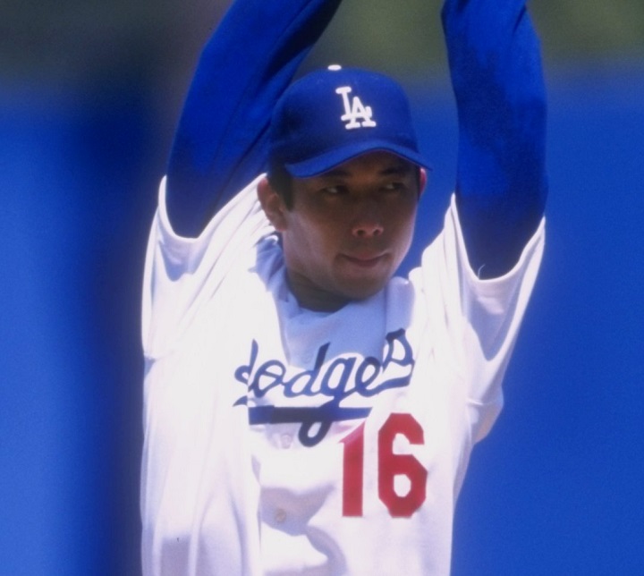 ノモ・マニア」の熱狂の中、新人王獲得でスターの仲間入りした