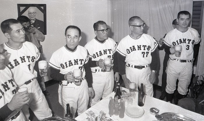 プロ野球選手とタバコ いつもくわえタバコ でも5度の本塁打王に プロ野球はみだし録 野球コラム 週刊ベースボールonline