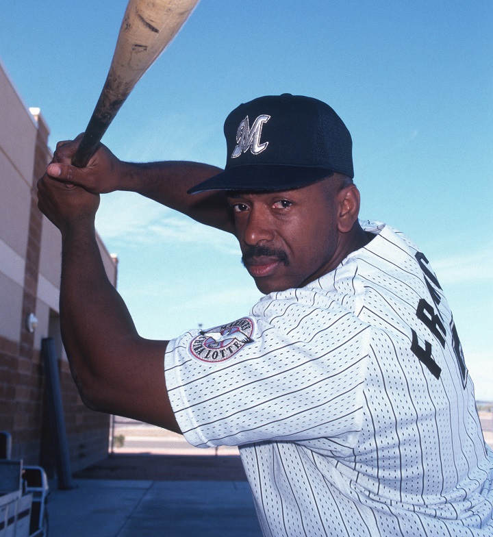 千葉ロッテマリーンズ フランコ ユニフォーム オンラインストア限定】4/17(月)BLACK SUMMERユニホーム販売開始