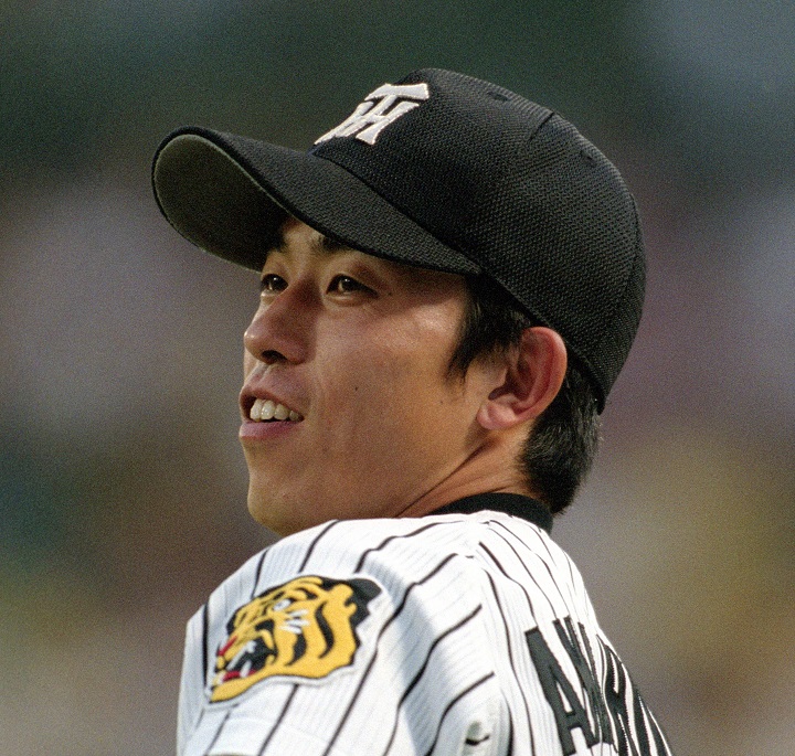 現役晩年に31盗塁…9年間の野球人生駆け抜けた「伝説のリードオフマン