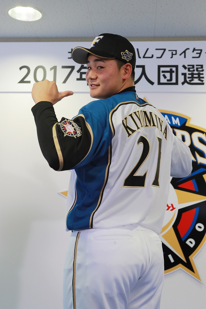 背番号物語 序章06 日本ハム 清宮の 21 など大胆な路線変更が特徴 野球 週刊ベースボールonline