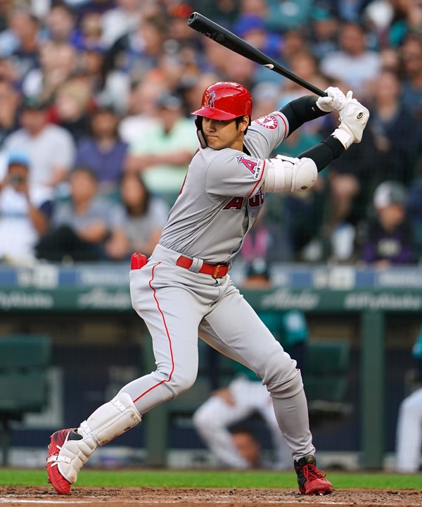 張本勲コラム 大谷翔平は理想的なステップをしている バッターとしても確かな才能の持ち主だ 野球 週刊ベースボールonline