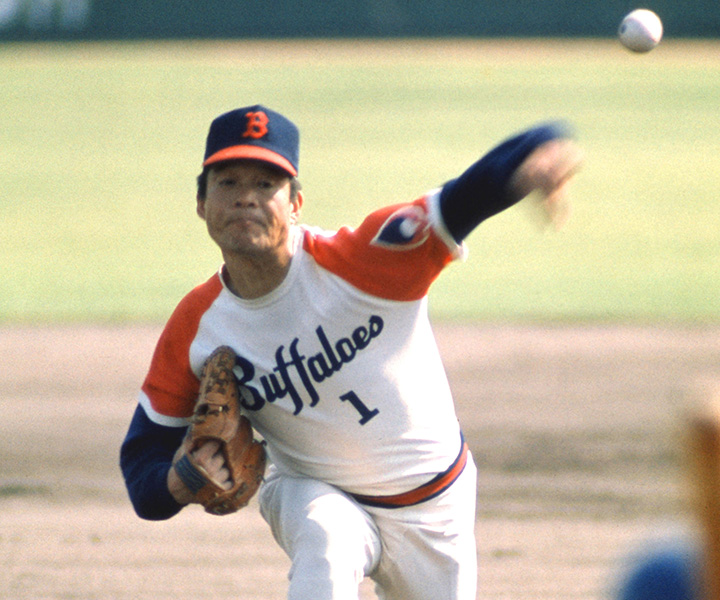 通算317勝　70 鈴木 啓示の監督時代、近鉄実使用グランドコート 70's バファローズの記憶】通算317勝左腕・鈴木啓示の真実 転機となっ